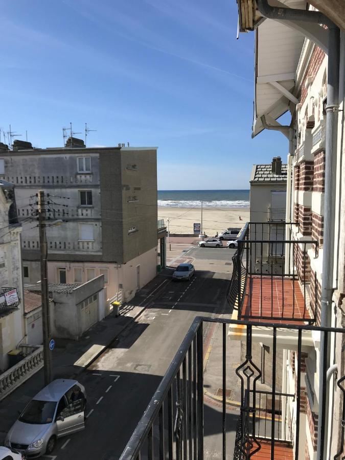 Appartement A 30 M De La Plage - Balcon - Proche Centre - Wifi -Le Ceres 3 Berck エクステリア 写真